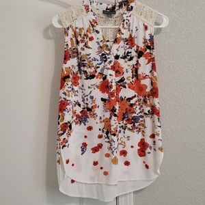Market and spruce floral and embroidered tank